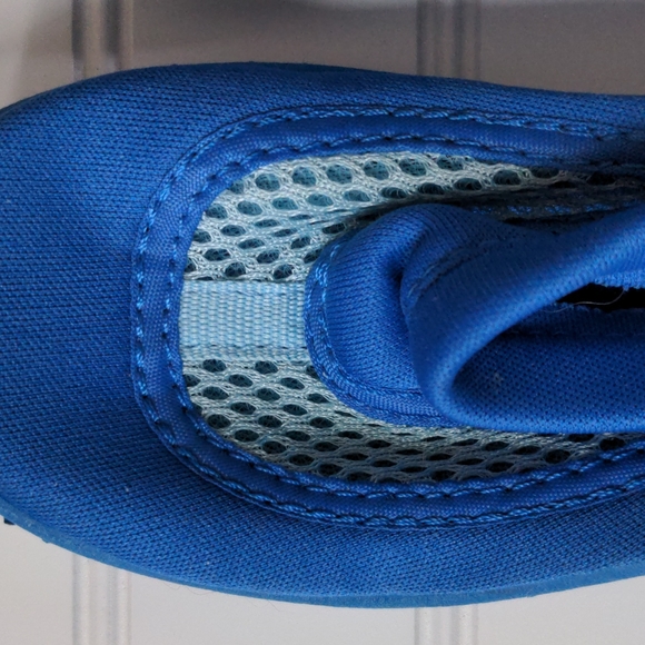 i.Play Kids US Size 7 Blue Water Shoes - Picture 3 of 11